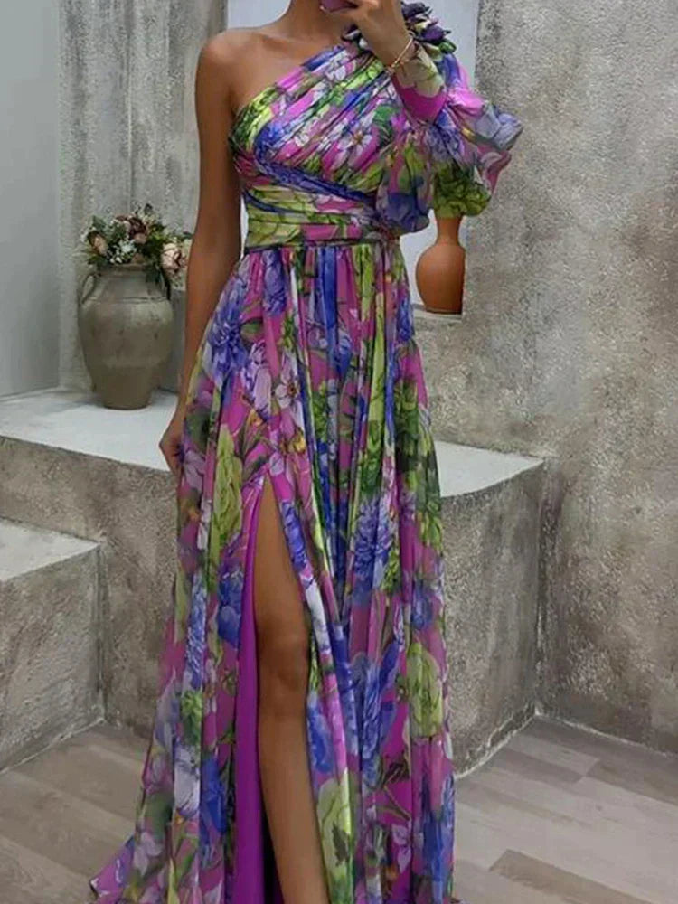Seksowna Maxi Sukienka Z Rozcięciem I Jednym Rękawem | Lila Look