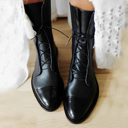 Botki Damskie | Średnie Buty Sznurowane W Smukłym Kroju