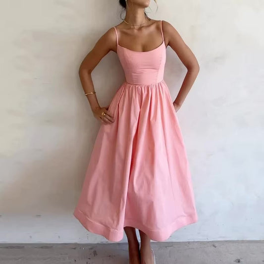 Rozkloszowana Sukienka Midi Na Wyjątkowe Okazje | Kobiecy Styl I Elegancja